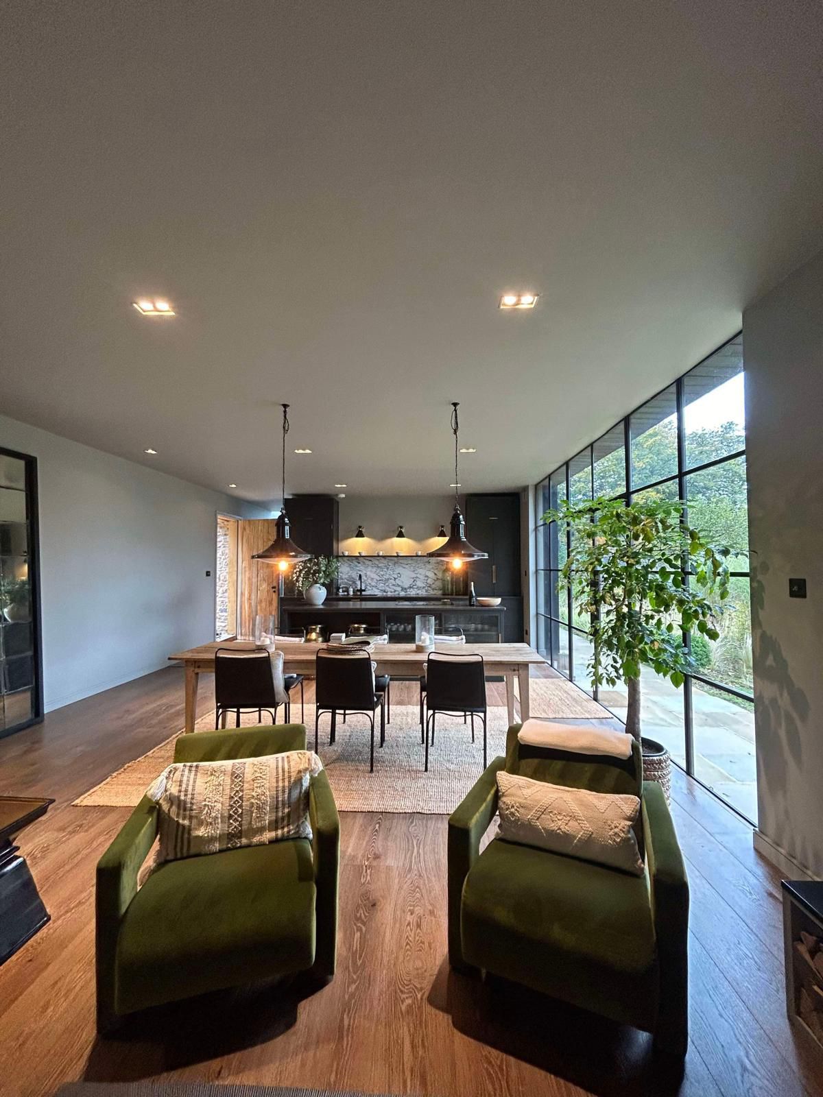 The Hidden Benefits of Regular Commercial Deep Cleaning for Devon Businesses